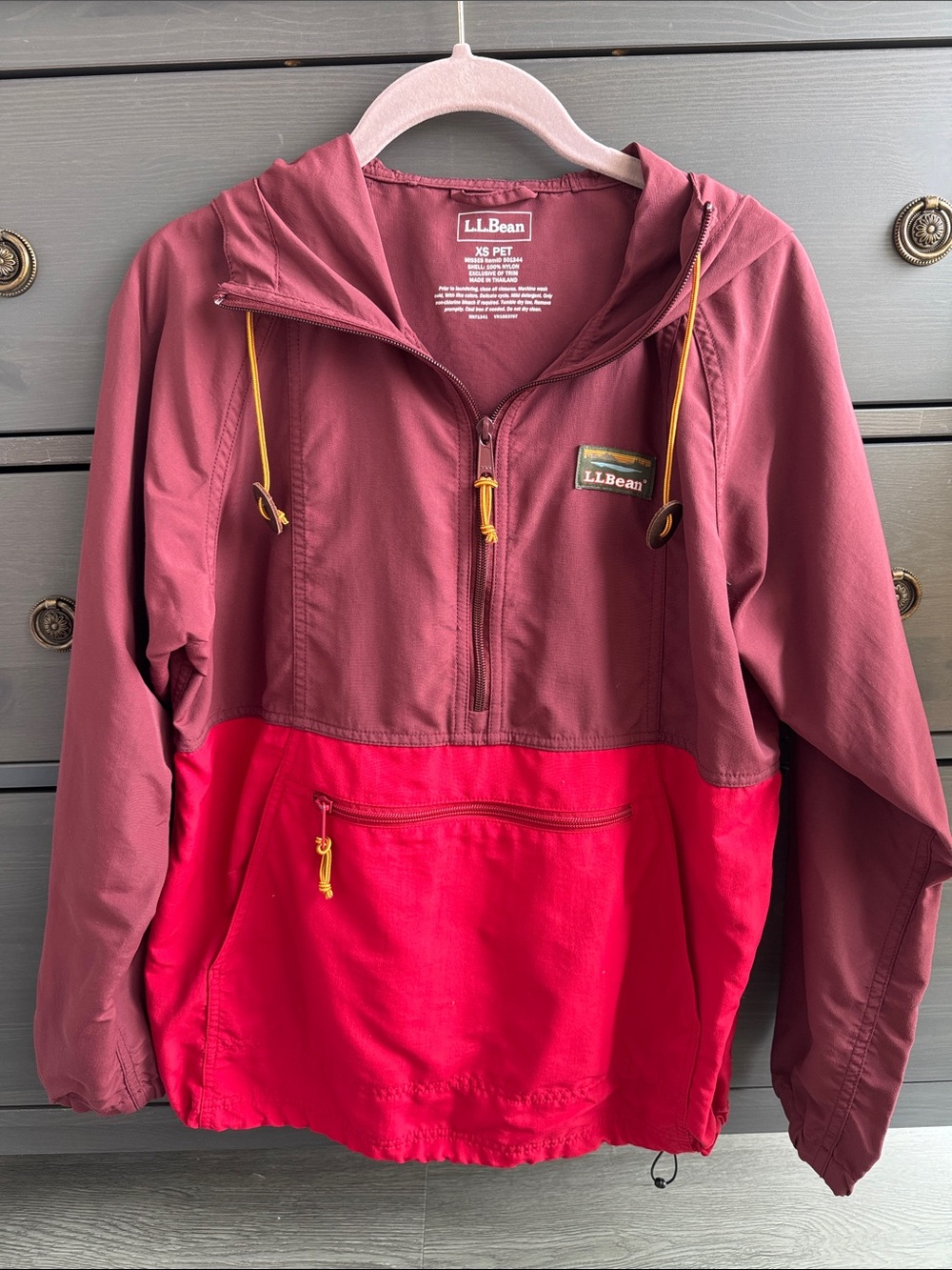L.L.Bean Women's Mountain Classic Anorak burgundy and red colorblock